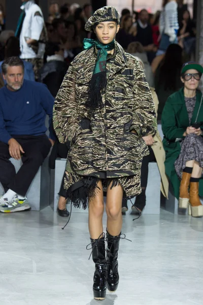 Look 31